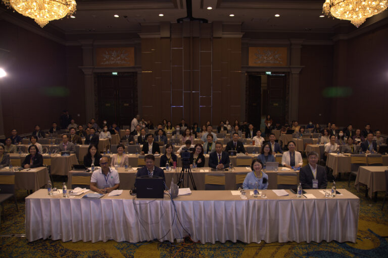 Nearly 150 participants from over 40 universities attended the “Application and Innovation of Generative Artificial Intelligence in Teaching” Digital Literacy Workshop in Bangkok, Thailand